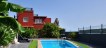 Gro�es, zweigeschossiges Wohnhaus mit Pool und Meerblick
